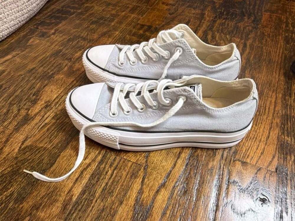 Converse All Star Chuck Taylor Low Top  platform Sneakers Size 6